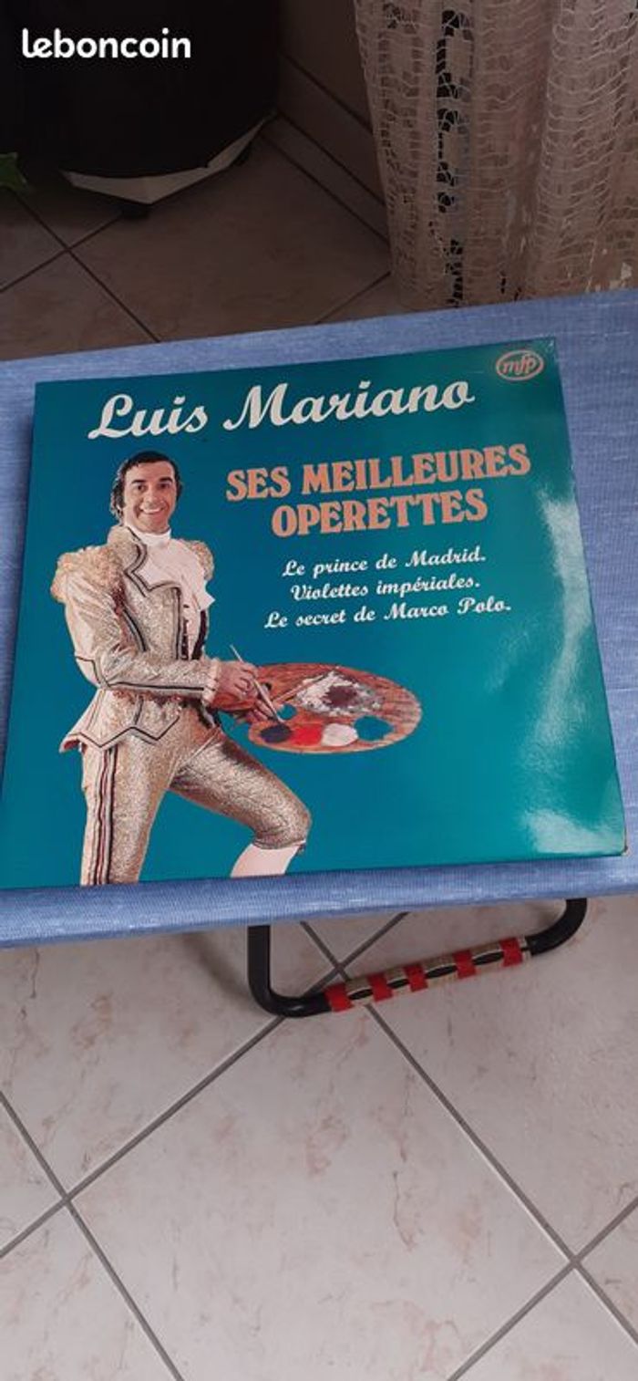 Lot de 2 disques vynil 33 tours  Louis Mariano