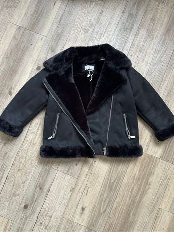 Manteau Perfecto suédine fausse fourrure 3/4 ans mango