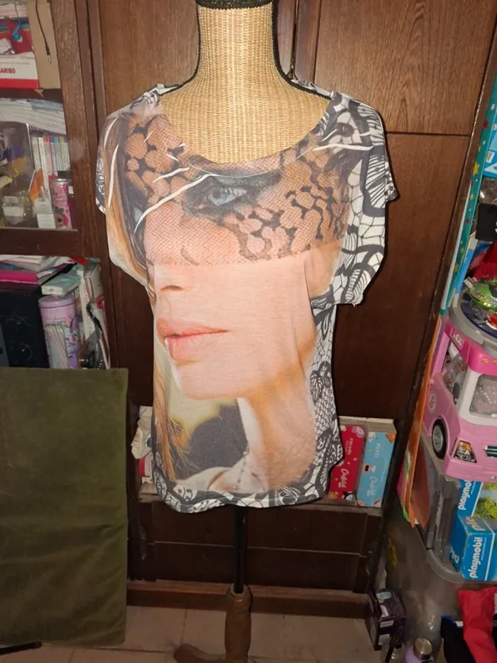 Tee-shirt L visage femme