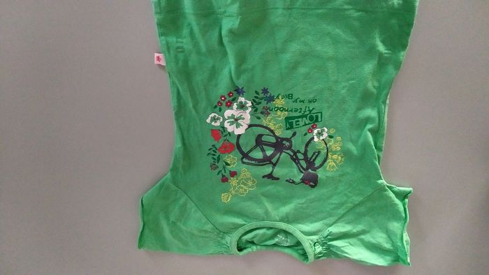 Lot de tee-shirts fille en 4 ans - photo numéro 6