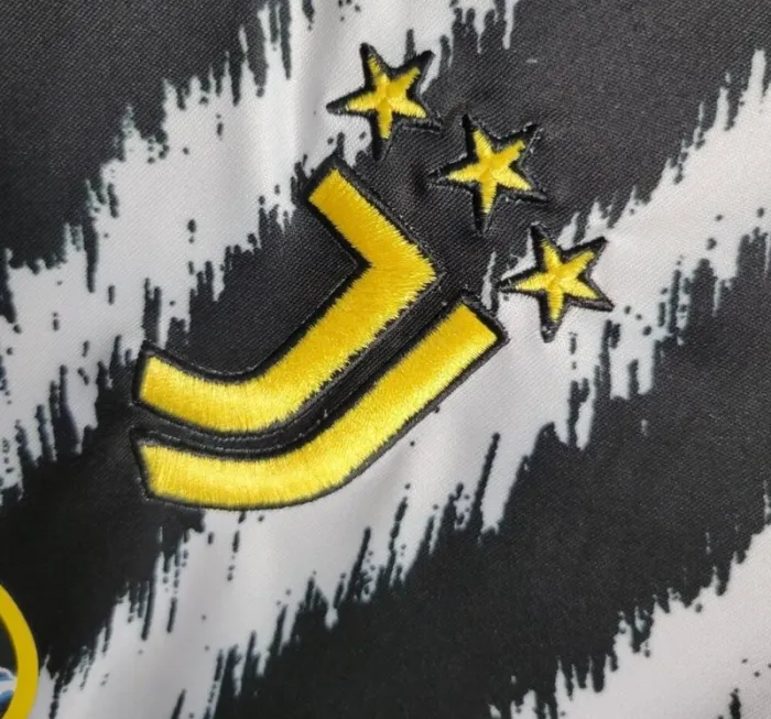 Juventus Maillot foot Domicile 23/24 - Enfant - 10-11 ans neuf embaler - photo numéro 5