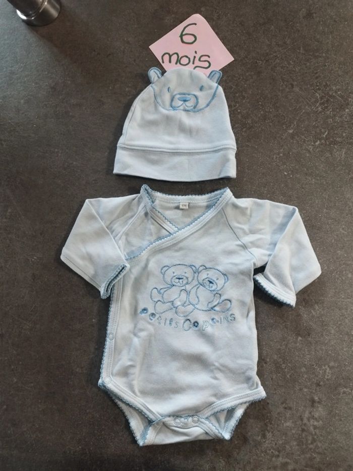 Ensemble body + bonnet 6 mois