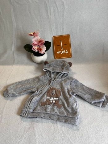 Gilet à capuche