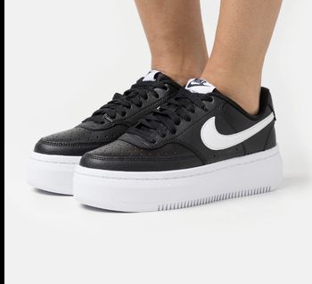 chaussure nike 38.5