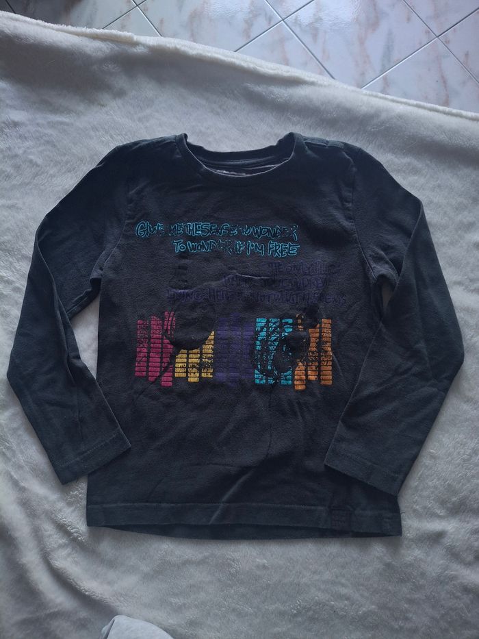 Lot t shirt 6 ans - photo numéro 4