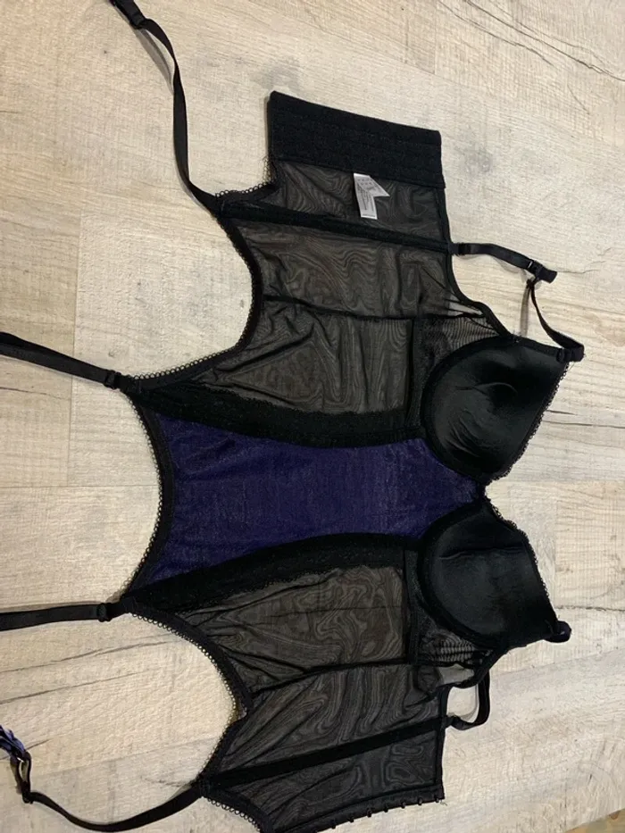 Corset avec porte jarretelles - photo numéro 10