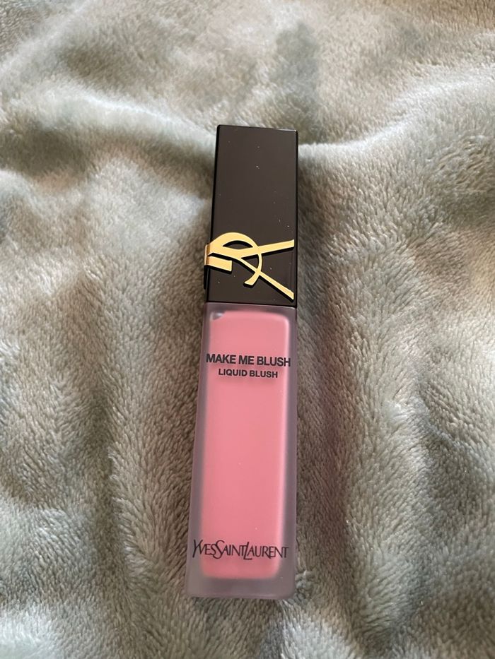 Blush liquide Yves Saint Laurent – Make Me Blush, n°44. - photo numéro 2