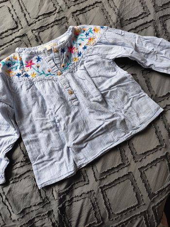 Blouse / chemise Zara a fleurs et rayures