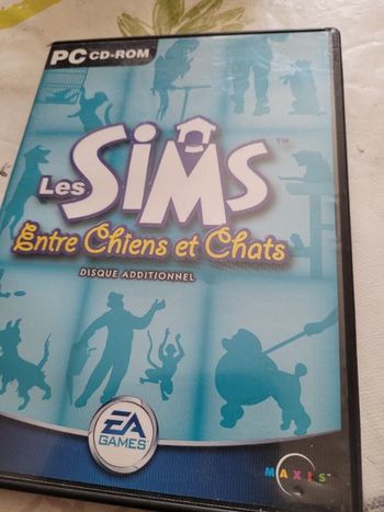 Les sims entre chiens et chats