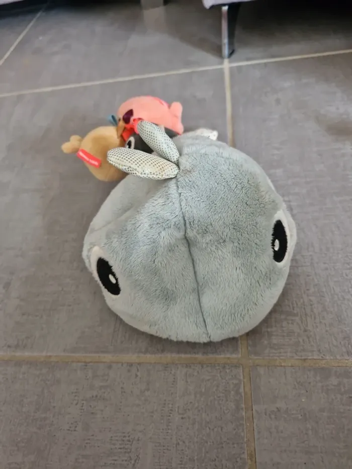 Peluche baleine et ses 3 petits. - photo numéro 3