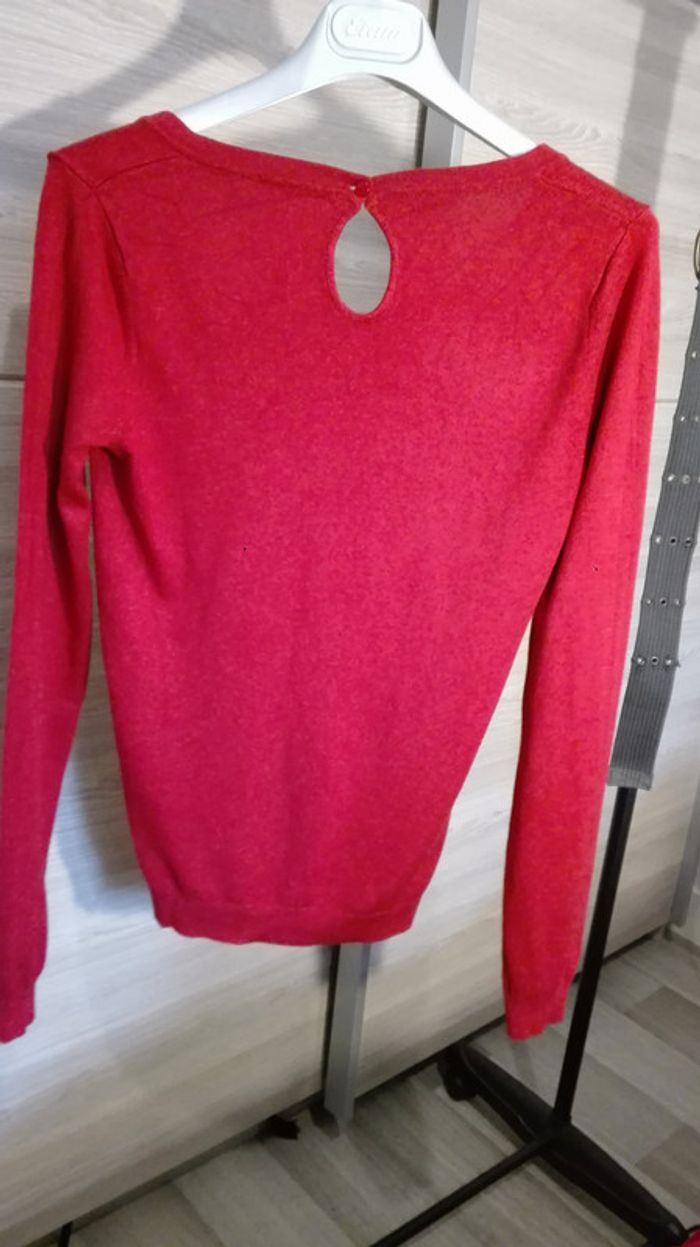 Pull rouge - photo numéro 2
