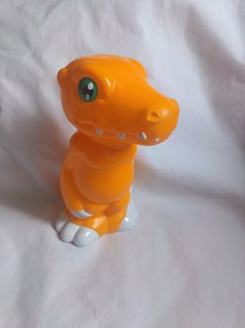 Tirelire Digimon Agumon