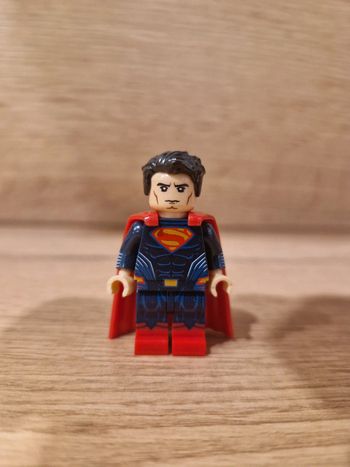 Figurine type lego Superman DC Comics
