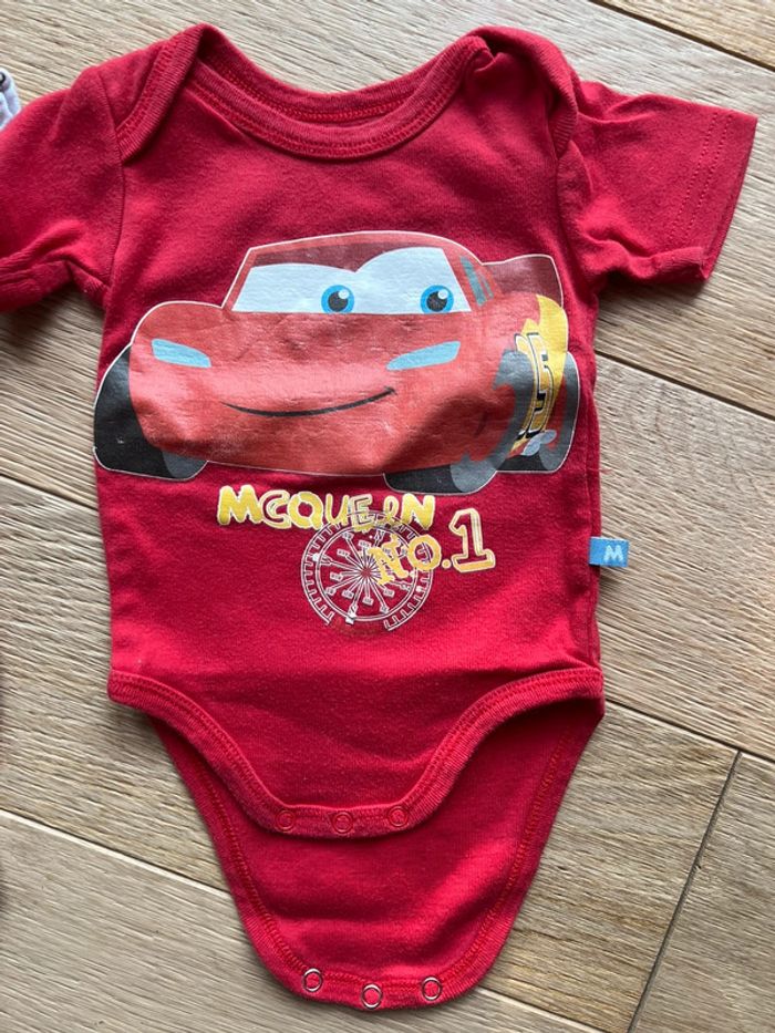 Lot de 2 bodies garçon 3 mois cars / kibicuje z tatą bon état - photo numéro 2