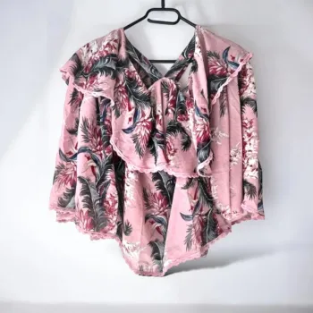 🌸 Magnifique haut en Chauve-souris / rose à fleur Glamorous T/S 🌸