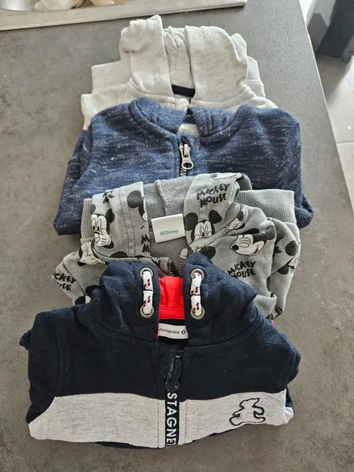 LOT DE 29 VETEMENTS BEBE GARCON 3 MOIS - photo numéro 2