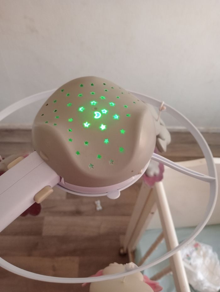 Mobile musical pour bébé - photo numéro 4