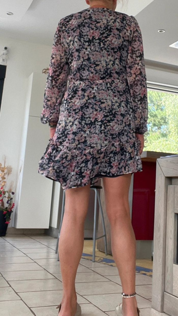 Étam taille 38 jolie robe été motif fleurs - photo numéro 2