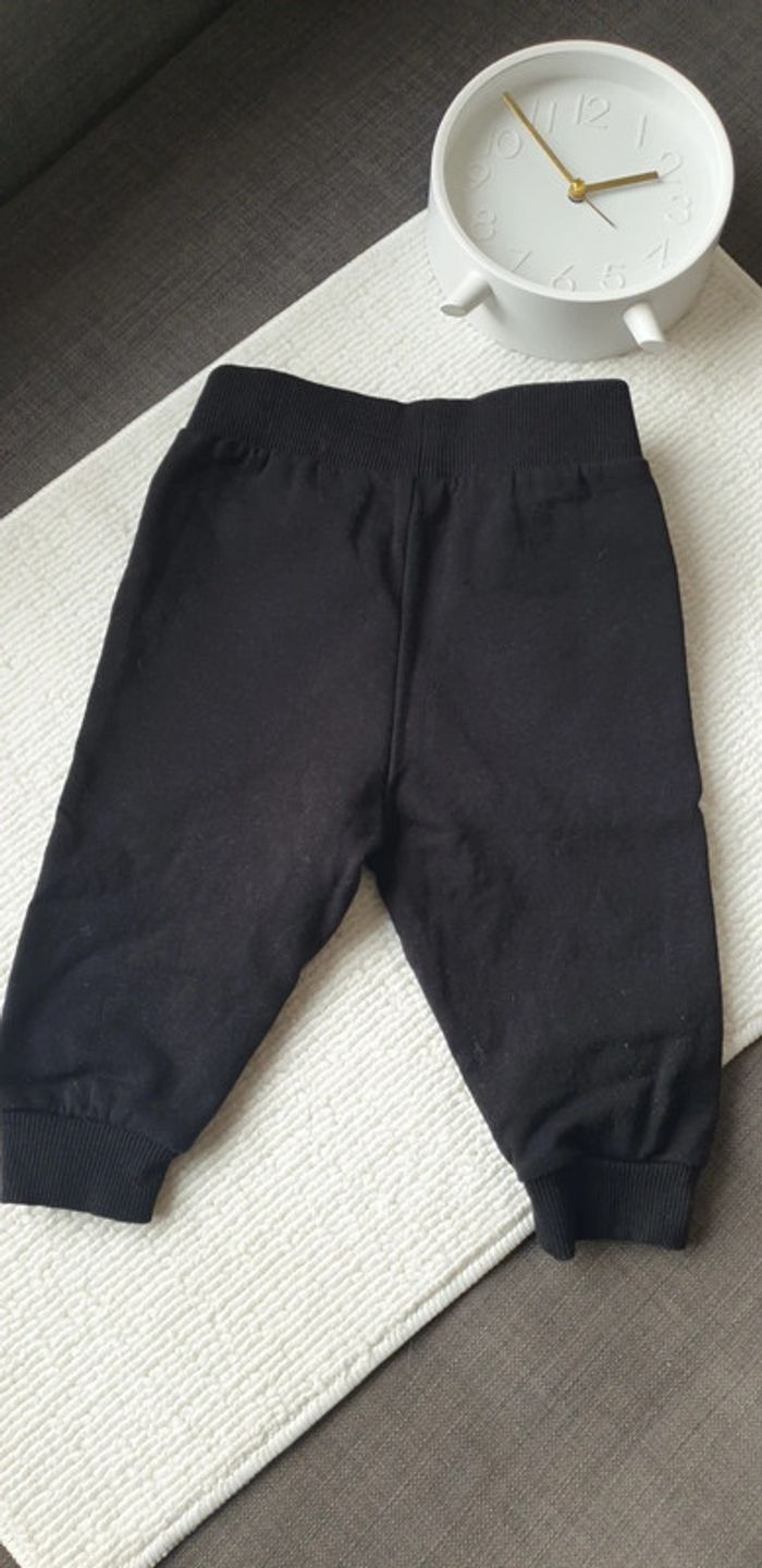 Pantalon Disney 9 mois - photo numéro 4