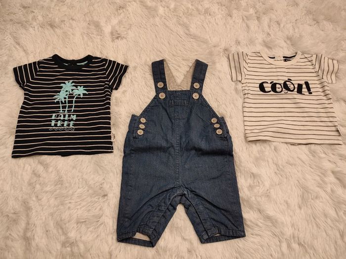 Ensemble 1 mois :  Salopette + 2 Teeshirts _ Kiabi - photo numéro 2