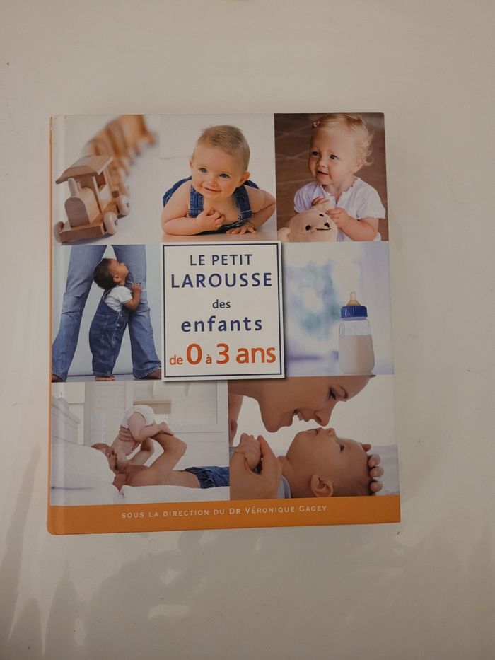 Livre le petit larousse