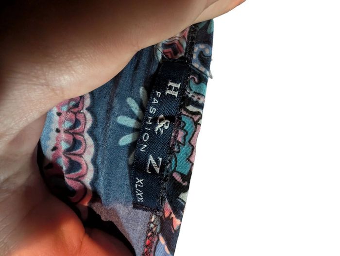 Haut multicolore motifs H&Z Taille XL/XXL - photo numéro 4