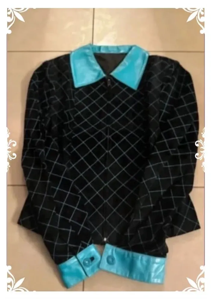 Veste courte de créateur modèle unique - photo numéro 5