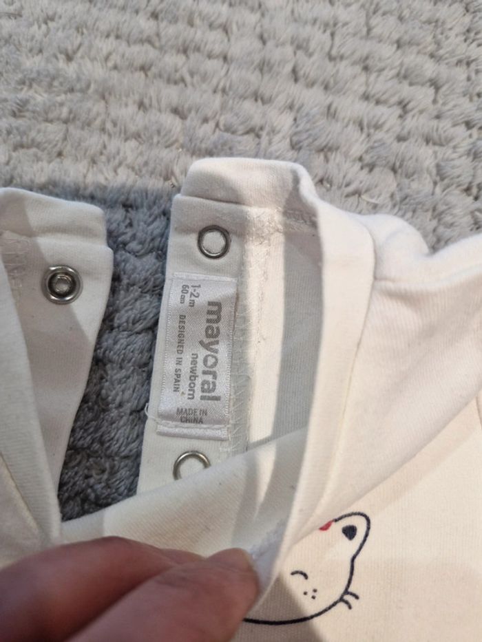 Ensemble t-shirt + gilet Majoral 0-2 mois - photo numéro 5