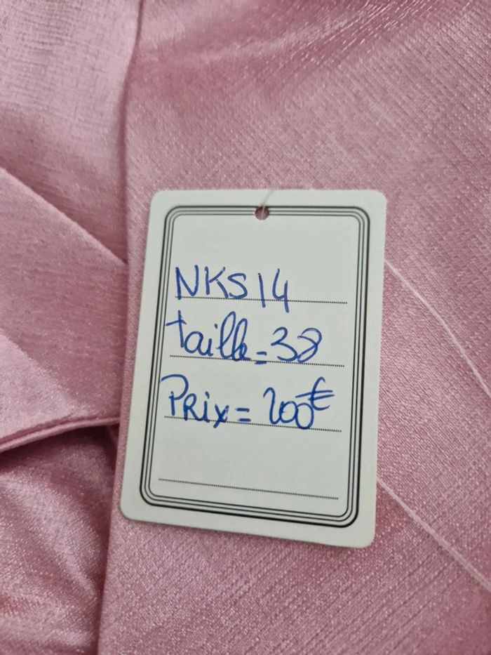 Robe de soirée / mariage rose - photo numéro 3