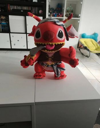 Peluche Leroy pirate de Lilo et Stitch Disney
