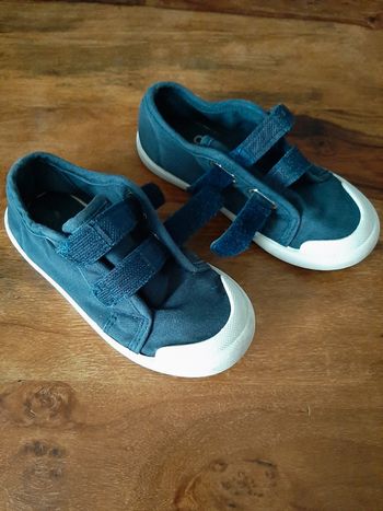 Chaussures garçon taille 28