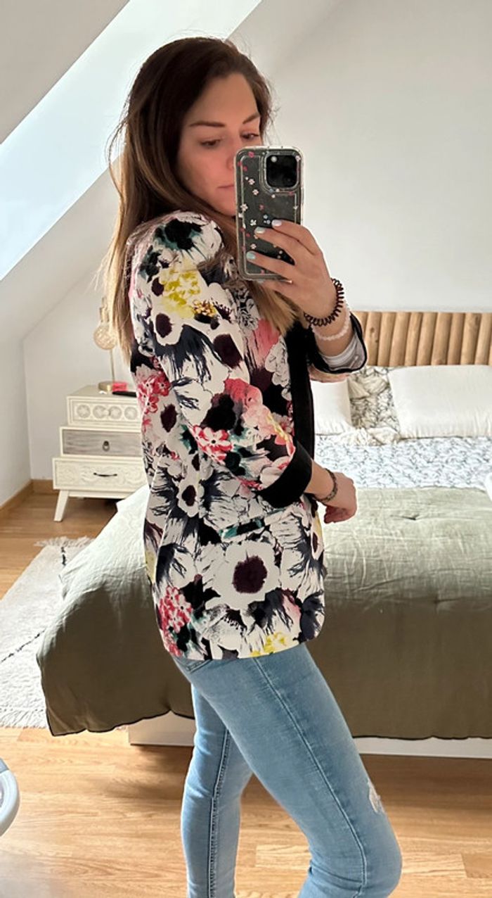 Veste blazer fleurie 🖤 - photo numéro 4