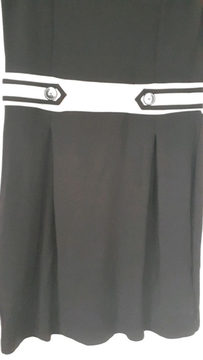 Robe sans manches - photo numéro 3