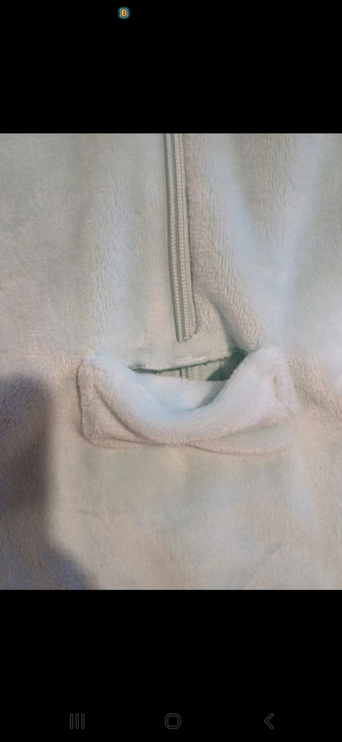 Gilet bébé taille 0 / 3 mois - photo numéro 3