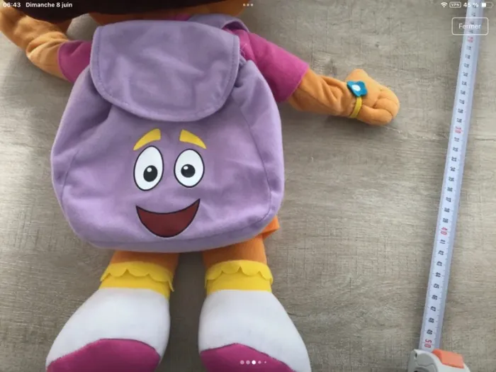 Très grande peluche dora - photo numéro 3
