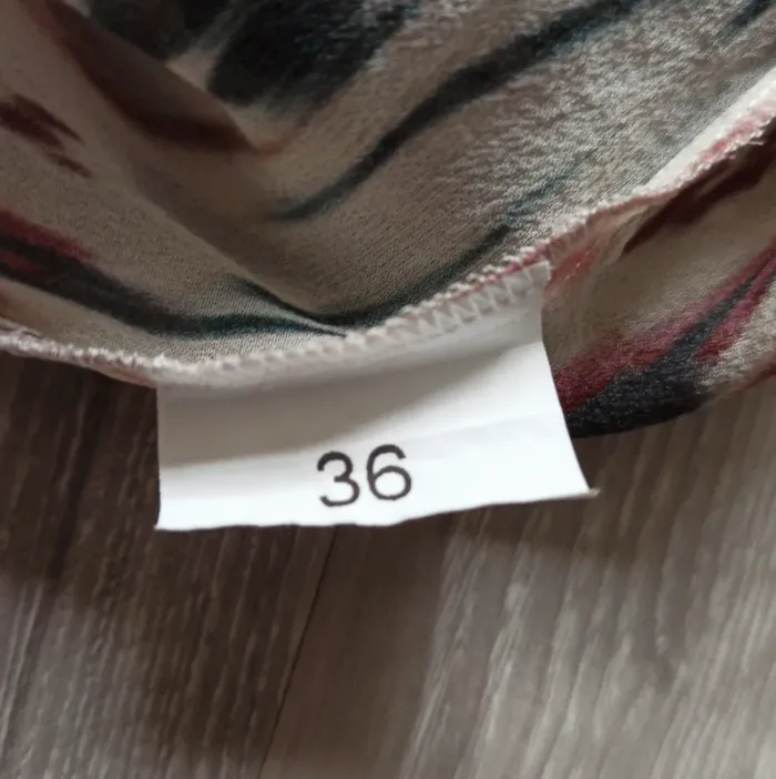 Top Ikks taille 36 - photo numéro 4