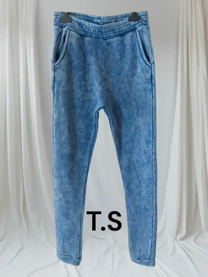 Pantalon décontracté femme T. S neuf