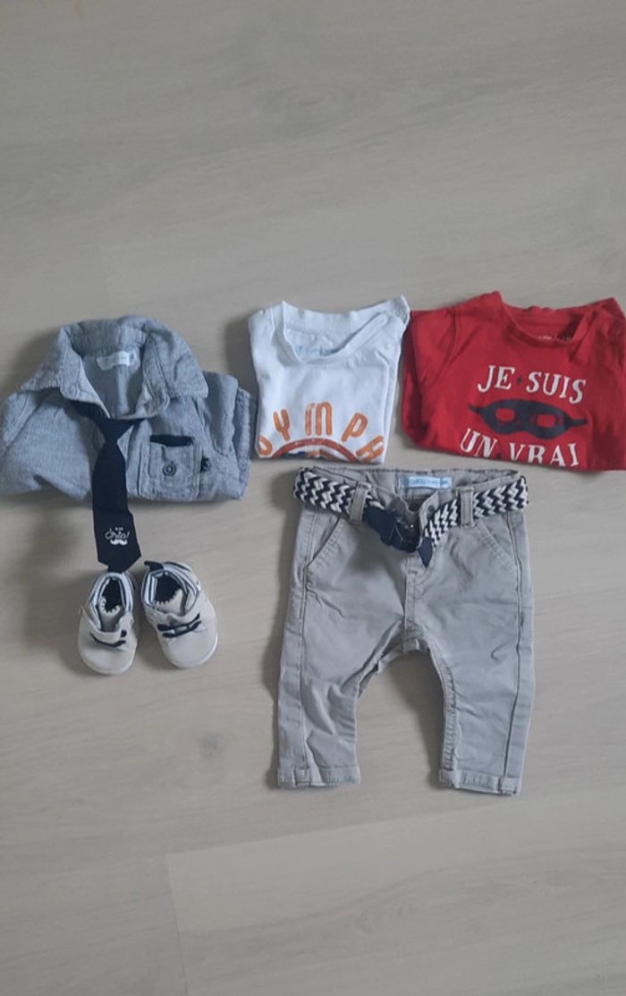 pantalon, tee-shirt, chemise