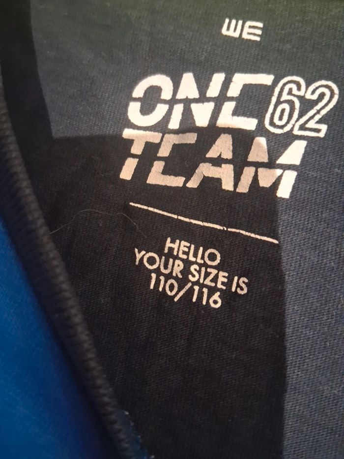 Tee-shirt manches longues taille 5 ans C&A - photo numéro 3