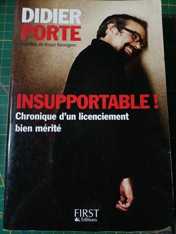 Livre "insupportable"en très bon état sauf couverture frottée