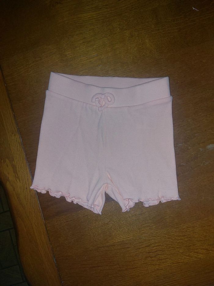 Petit short abricot
