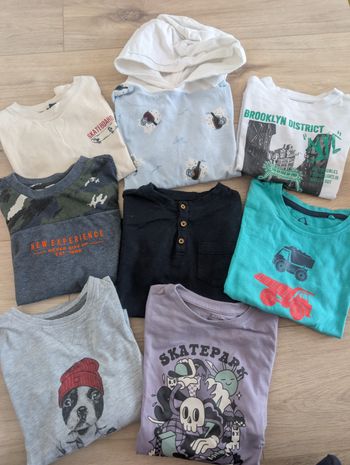 Lot de 8 t.shirts manches longues 