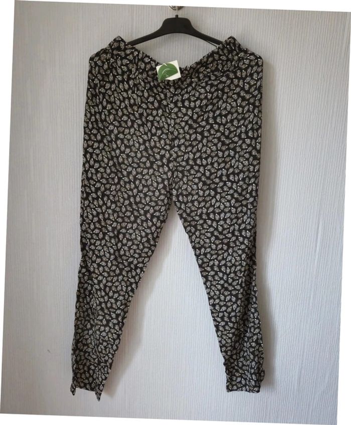 Pantalon fluide noir C&A | Femme - Neuf - Taille 38 - photo numéro 2