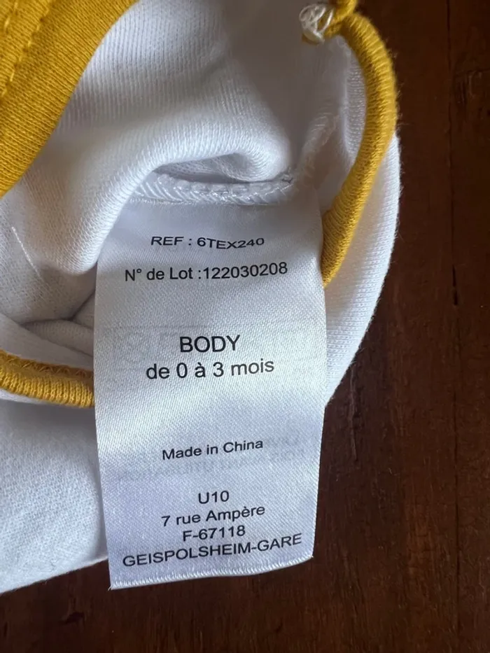 Body et bonnet de naissance - photo numéro 3