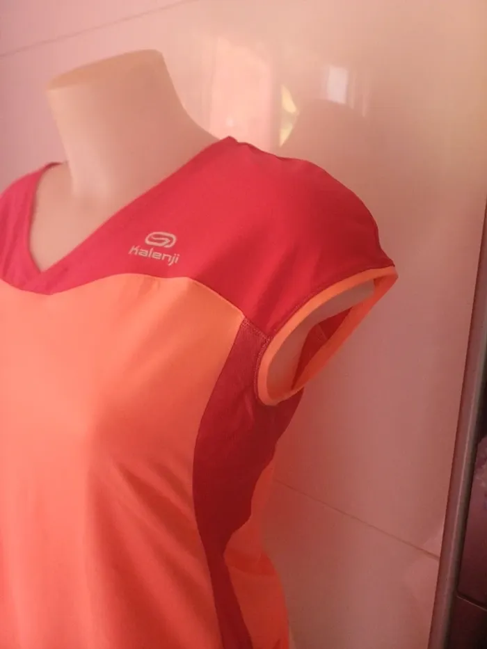Tee shirt sport respirant taille 40 - photo numéro 3
