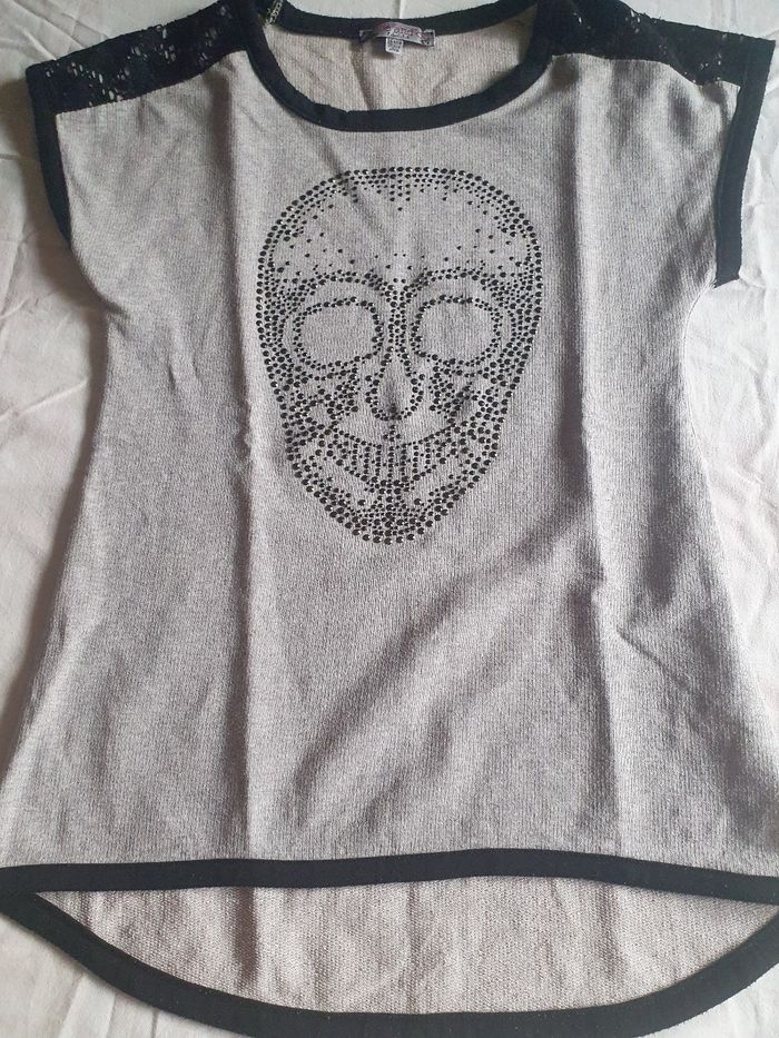 Tee shirt tête de mort - photo numéro 3