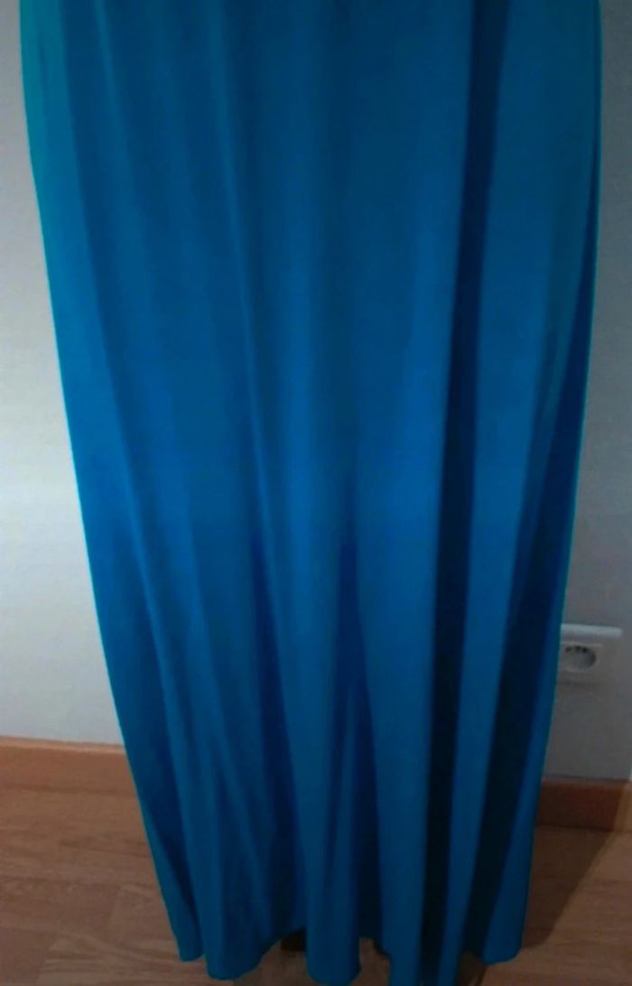 Superbe robe très longue - photo numéro 3