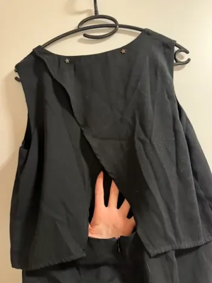 Robe noire dos ouvert - photo numéro 6