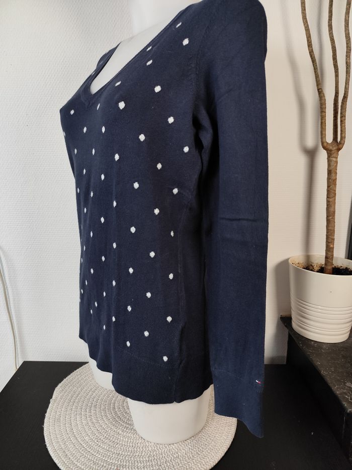 Pull col V marine à pois argenté - Tommy Hilfiger Taille S (US - Dimensions en photo) - photo numéro 2
