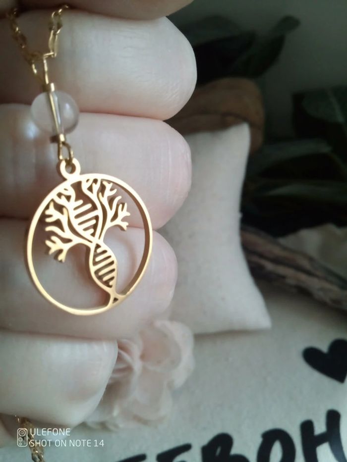 Collier cristal de roche et médaillon adn arbre de vie - photo numéro 2